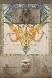 Brunnenverzierung